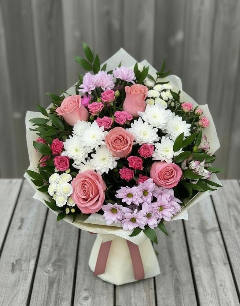 Букет цветов из: Альстромерии, Гвоздики, Розы и Хризантемы в Инском