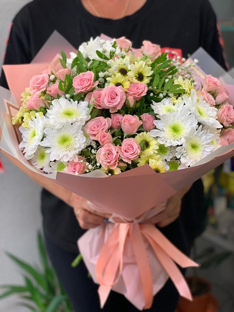 Букет цветов из: Розы и Хризантемы в Инском