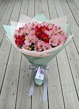 Букет цветов из:  Альстромерии в Инском