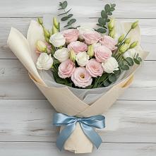 Букет цветов из:  Лизиантусы в Инском