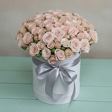 Цветочная композиция из Розы в шляпной коробке в Инском