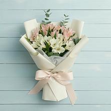 Букет цветов из:  Альстромерии в Инском