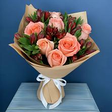 Букет цветов из:  Розы и Альстромерии в Инском