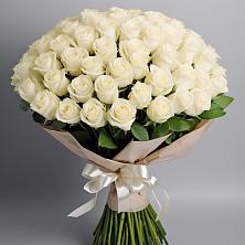 Букет 101 беля роза Белоснежка в Инском
