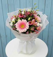 Букет цветов из:  Герберы, Альстромерии и Лизиантусы в Инском