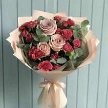 Букет цветов из:  Гвоздики и Розы #REPLACE_PRED# Инском