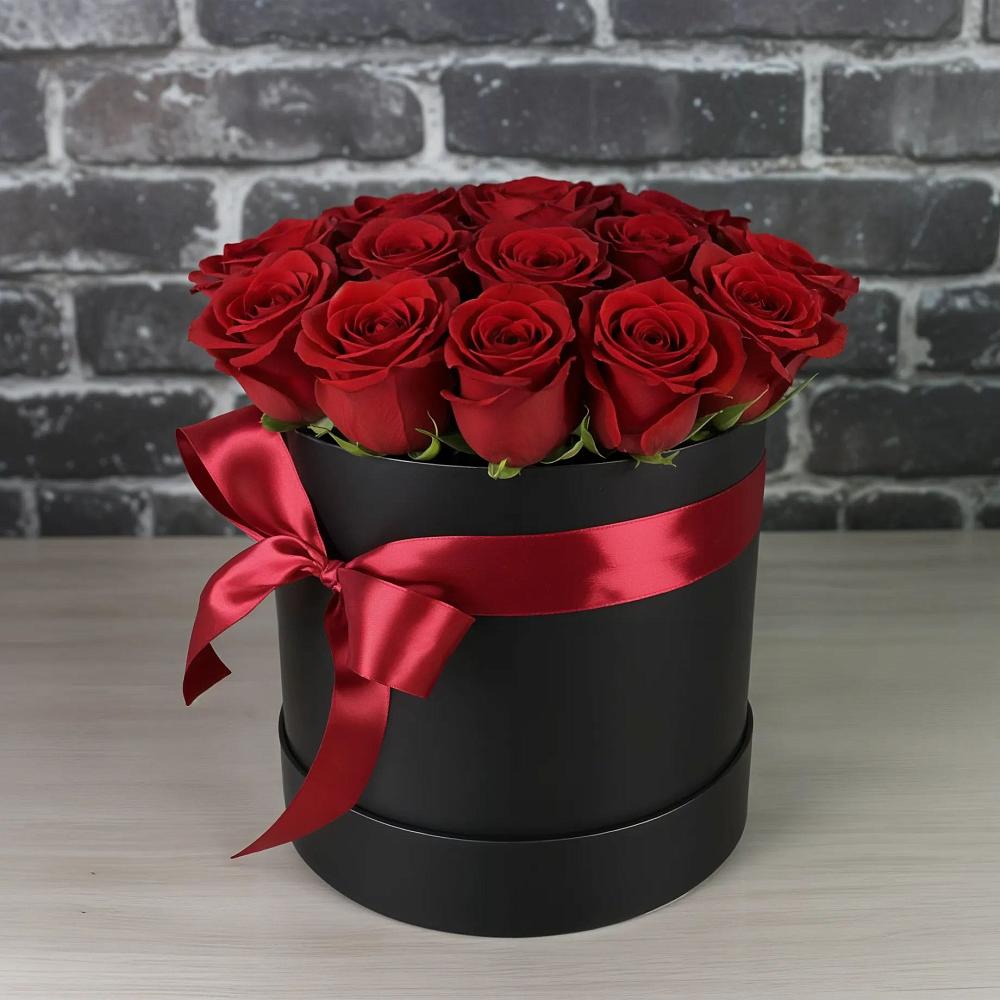 Цветочная композиция из Розы в шляпной коробке в Инском