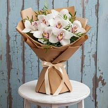 Букет цветов из:  Орхидеи и Розы в Инском