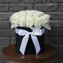 Цветочная композиция из Розы в шляпной коробке #REPLACE_PRED# Инском